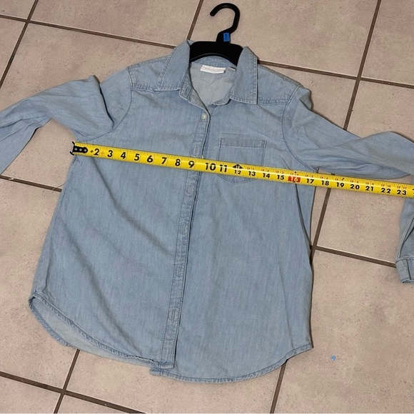 Children’s Place Girls Button Down Denim Shirt Long Size Size 10/12 - Picture 6 of 7